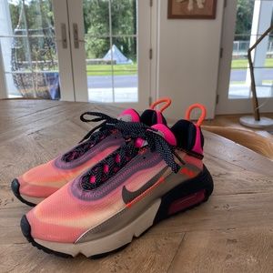 Wmns Air Max 2090 SE '3M Pack'